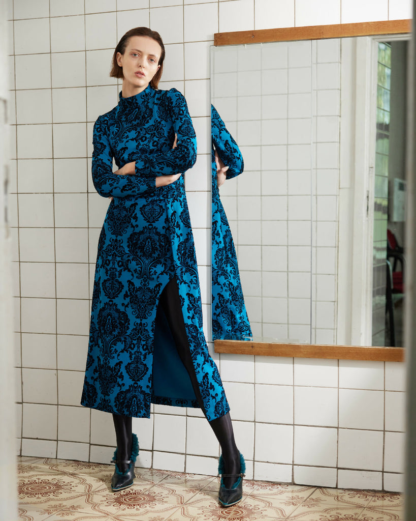 Elegant Long-Sleeve Dress With Velvet Pattern Blue