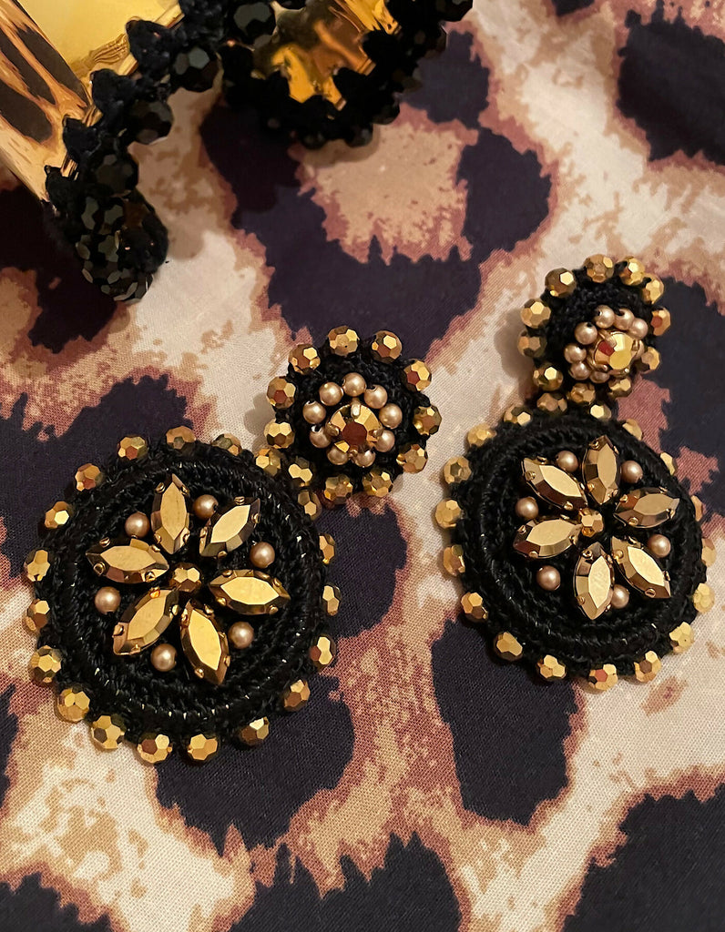 Flower Drops Gold Black