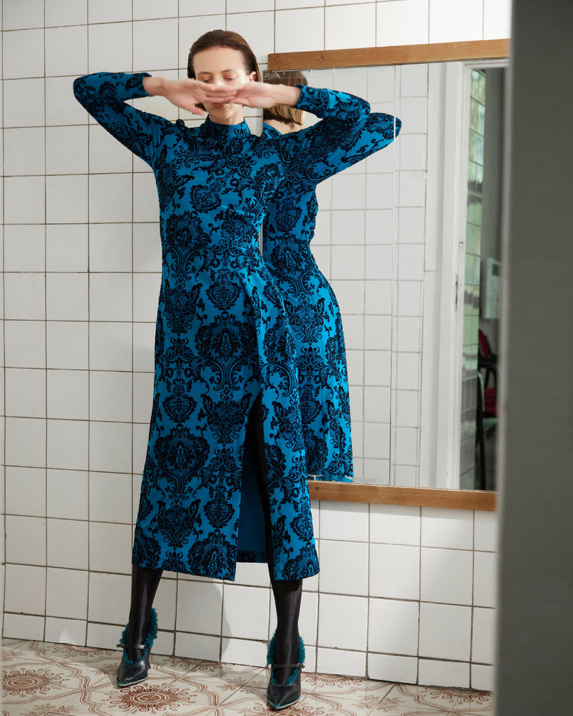 Elegant Long-Sleeve Dress With Velvet Pattern Blue