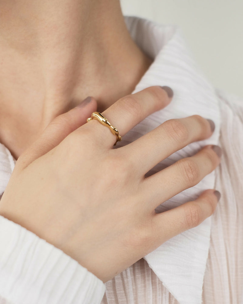 Tira Thin Ring (Gold)