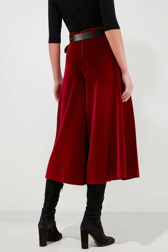 BURGUNDY VELVET NOBILITY CULOTTES