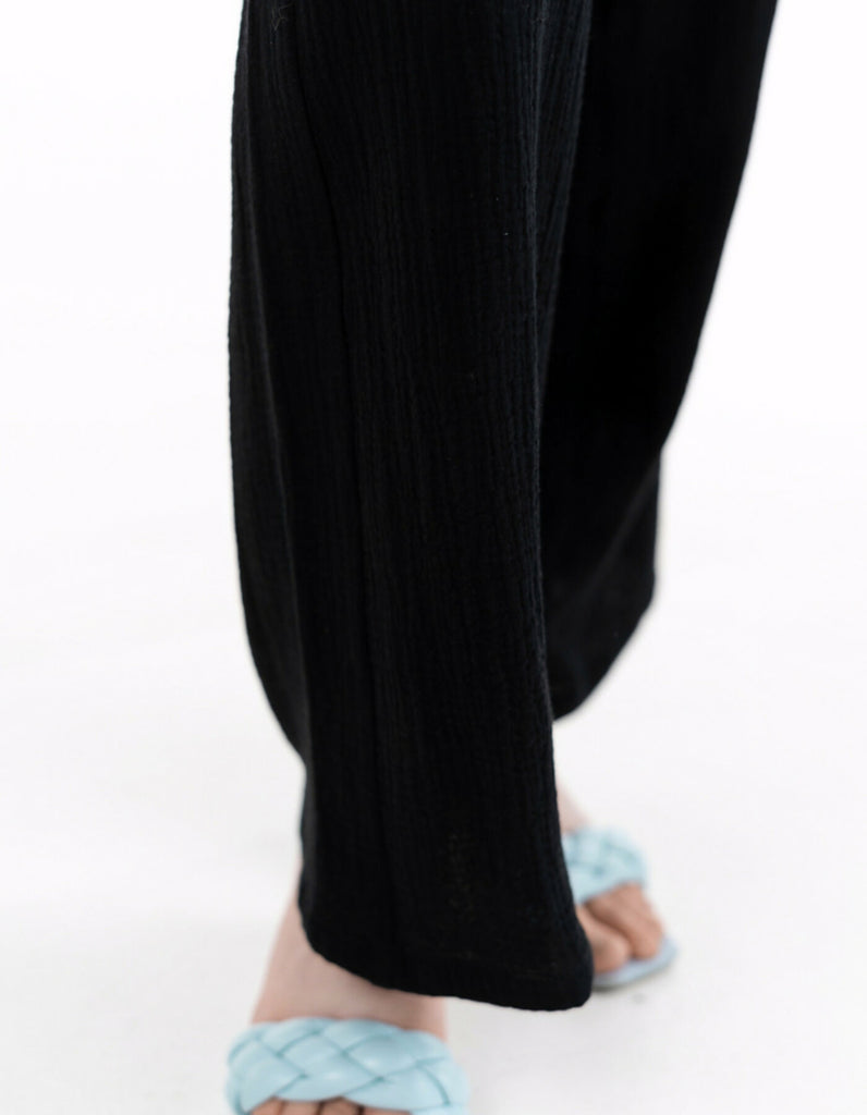 Light black cotton trousers