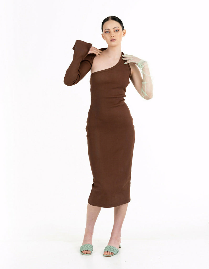 Beige/brown one-sleeve knitted dress