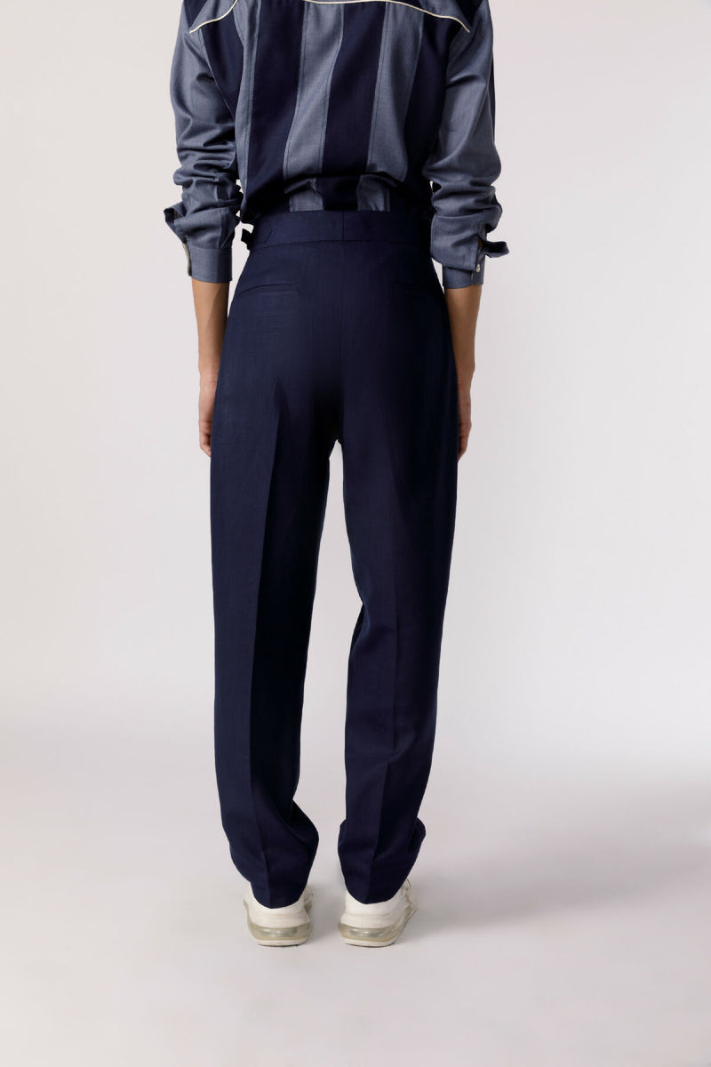 High waistedPleated pants