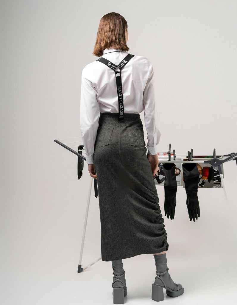 Maxi skirt with suspenders