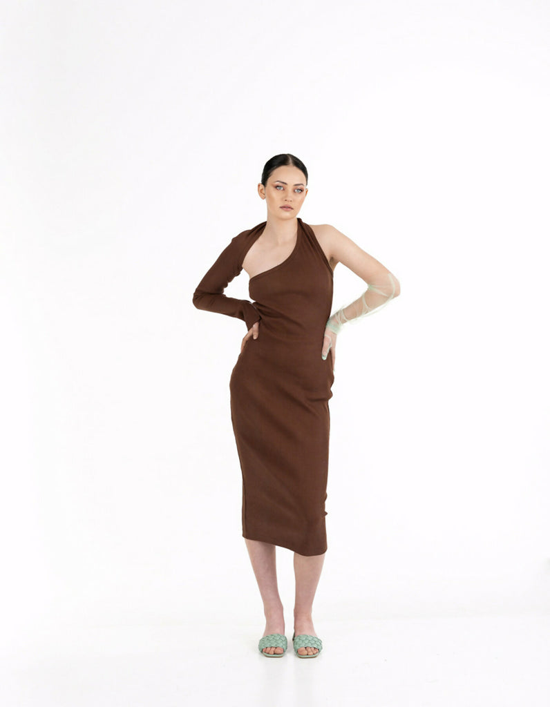 Beige/brown one-sleeve knitted dress