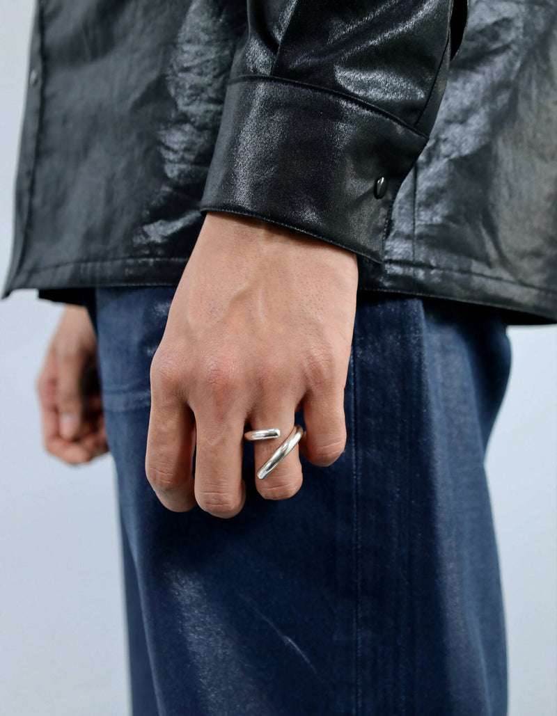 Men's open coil ring