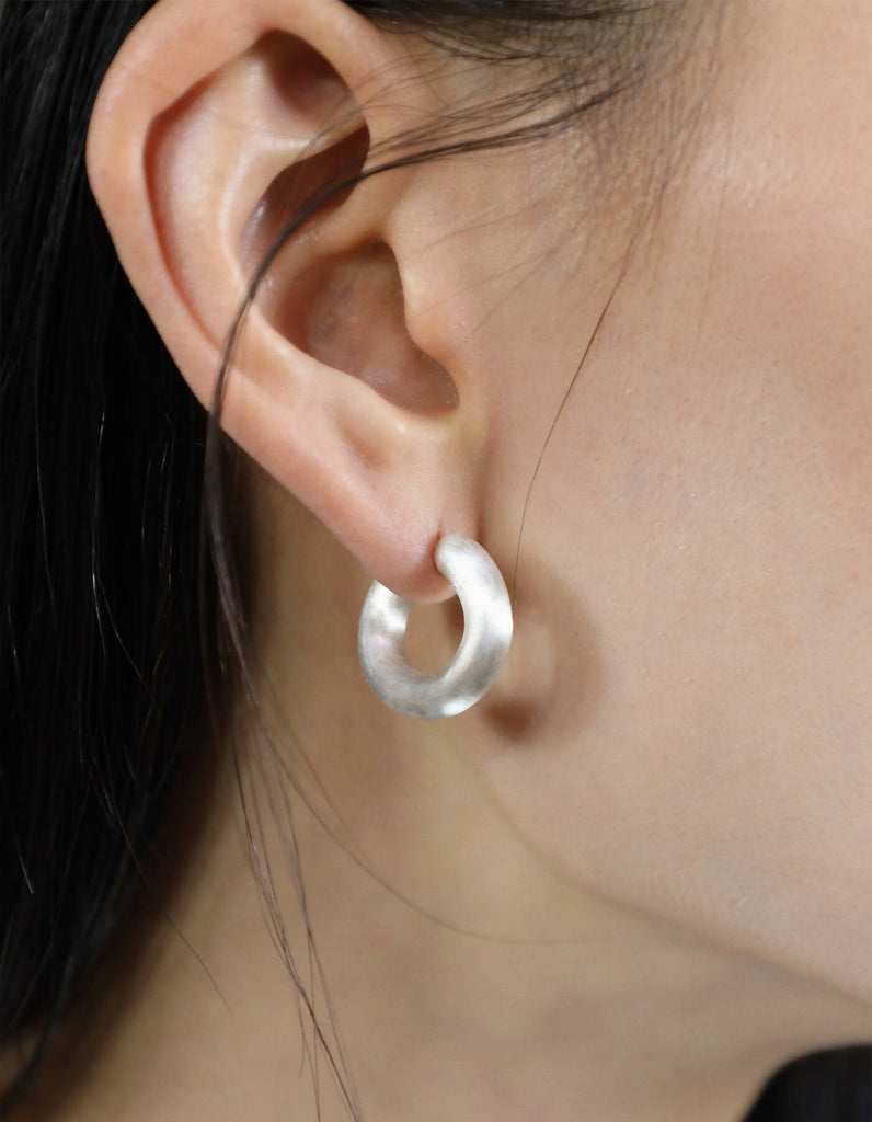 Line earring