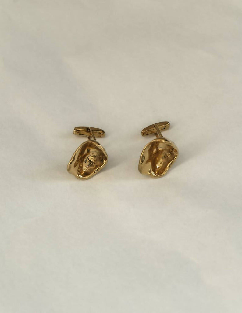 LUNA GOLDEN CUFFLINKS