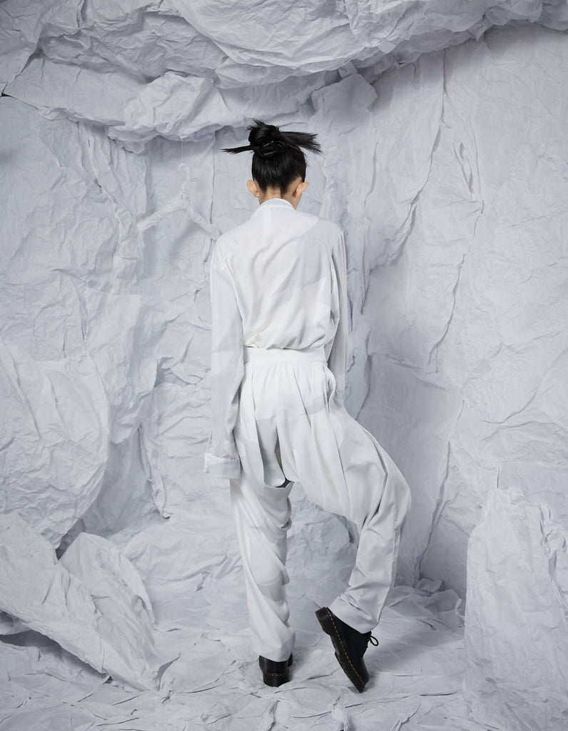 Pleated Low Crotch Trousers In 2D White