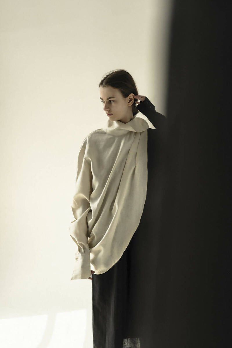 CREAM LINEN SLEEVE LAYER