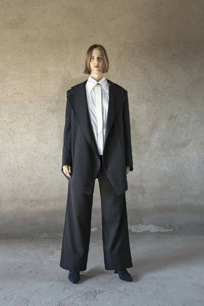 km-by-lange-black-linen-openback-wideleg-trousers-pants-0006