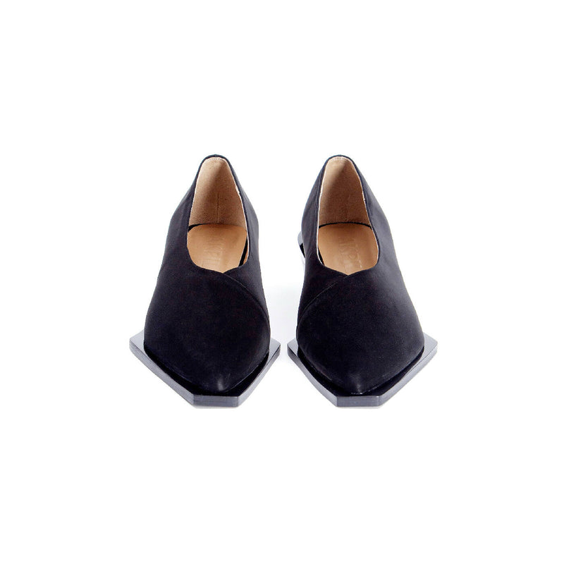 Square tip pumps