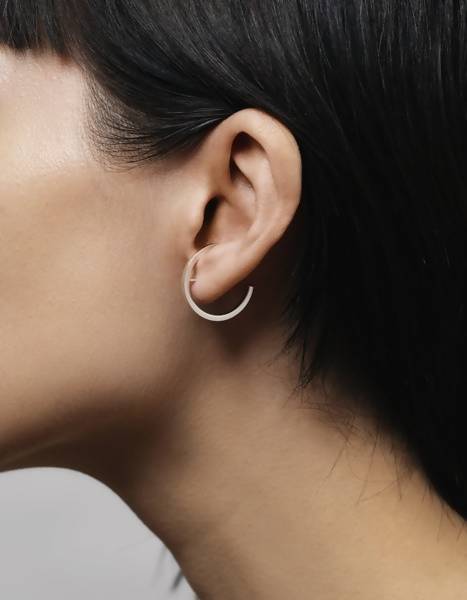 CONCORD Lobe Cuff Minimal Earrings