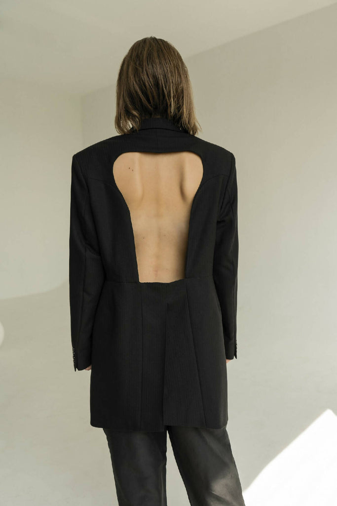 OPEN BACK BLAZER