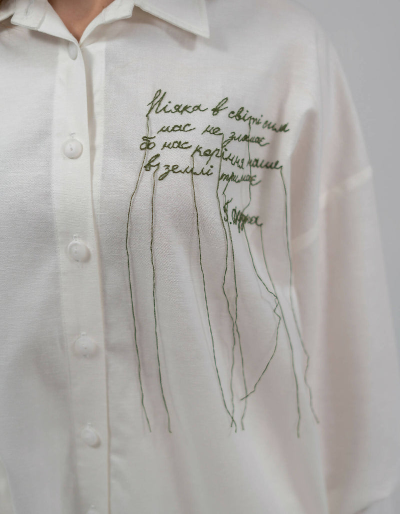 Oversized white shirt with embroidery