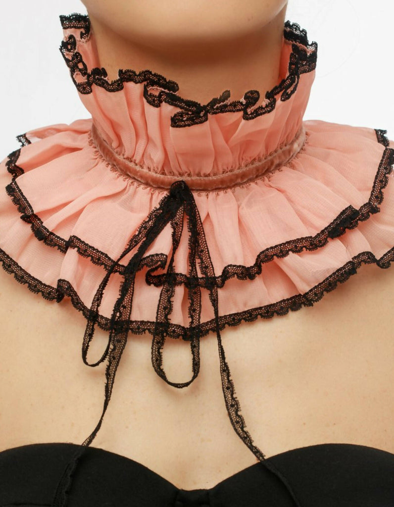 Eglantine Collar