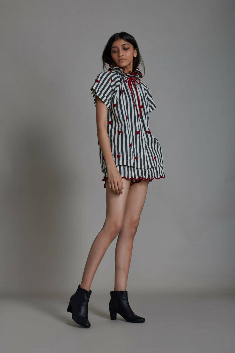 Stripe Tora Shirt and Scallop Shorts Set-Black with Red Heart (2 PCS)