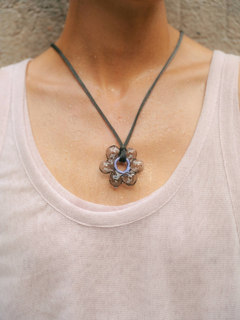 Poppy Necklace 02