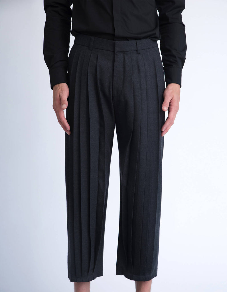 Cropped Tailored Pants with Closed Pleats